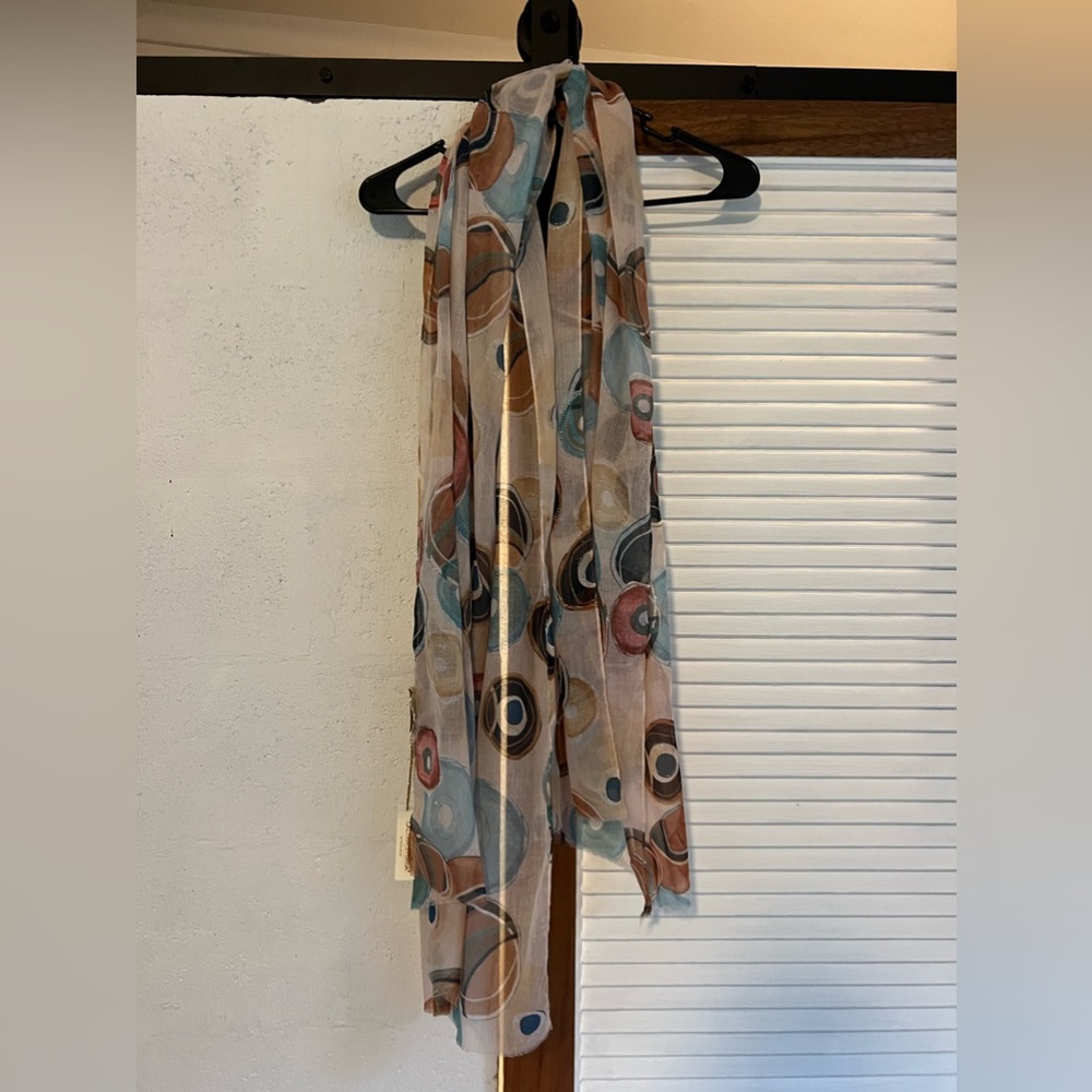 Italian scarf
